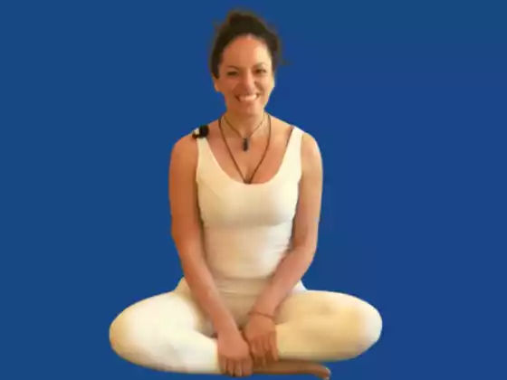 Ella Mesma,
                            Health & Wellness, Yoga, Yoga, Yoga, Arts, Health & Wellness, Health & Wellness, Health & Wellness, Health & Wellness, Health & Wellness
                            Expert at Huminga, Mag-unat, at Palakihin ang Bundle
